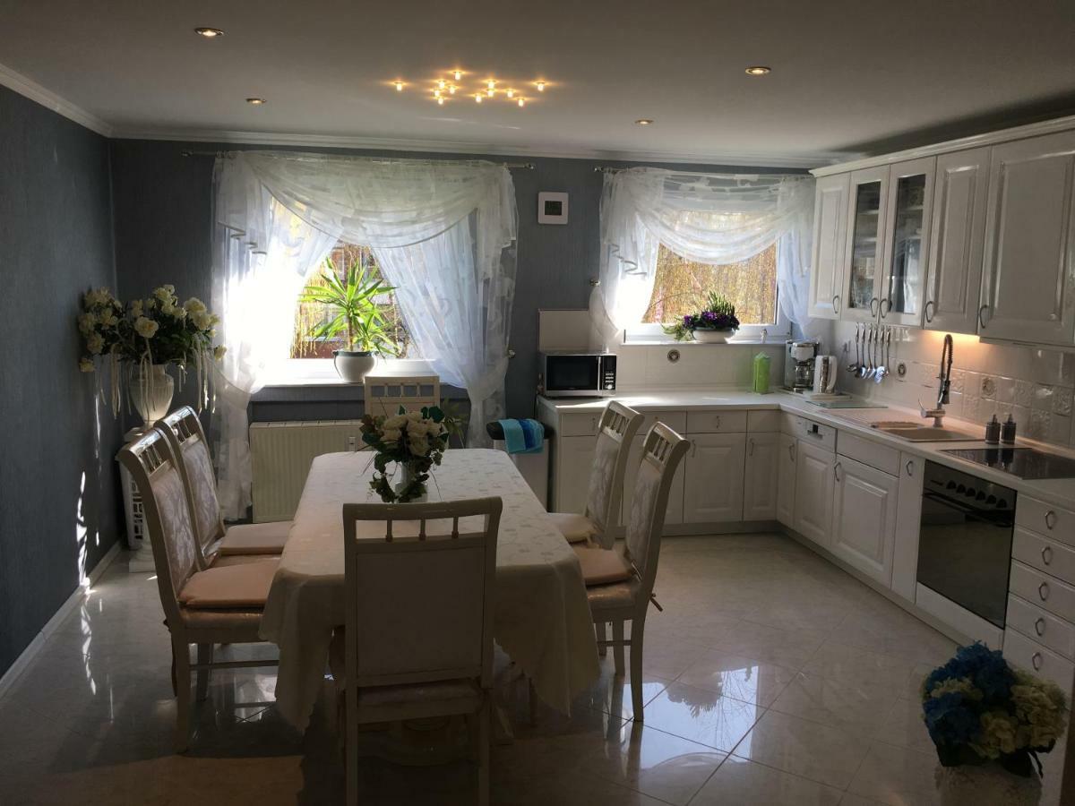 5 Sterne Ferienwohnung Cattaleya เอมเดน ภายนอก รูปภาพ