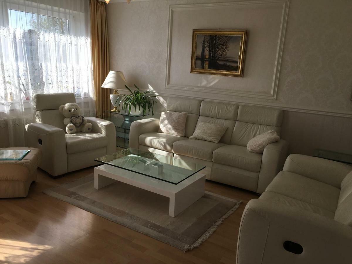 5 Sterne Ferienwohnung Cattaleya เอมเดน ภายนอก รูปภาพ